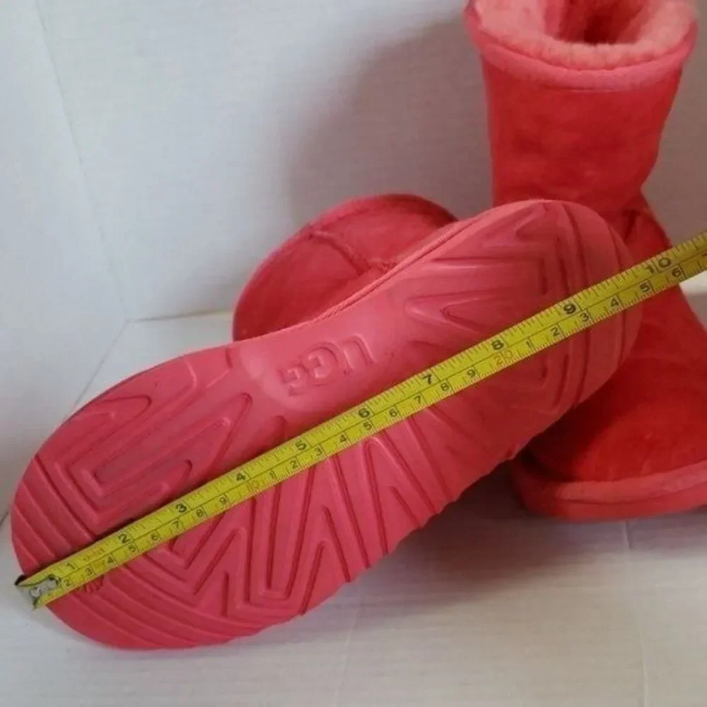 UGG Boots Classic Short II Samba Red Winter Snow BOOT BIG GIRLS YOUTH KIDS 4